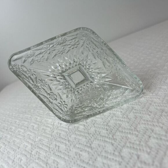 Vintage 1932-37 (Rare) Indiana Glass “Pineapple & Floral” Pedestal Candy Dish - Picture 2 of 9